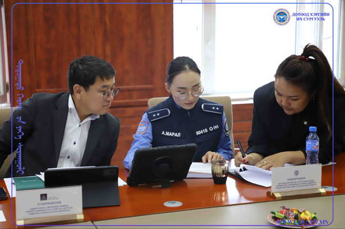 WORKING GROUP CONDUCTS AN EVALUATION OF THE UNIVERSITY FOR CLASSIFICATION AS A RESEARCH INSTITUTION